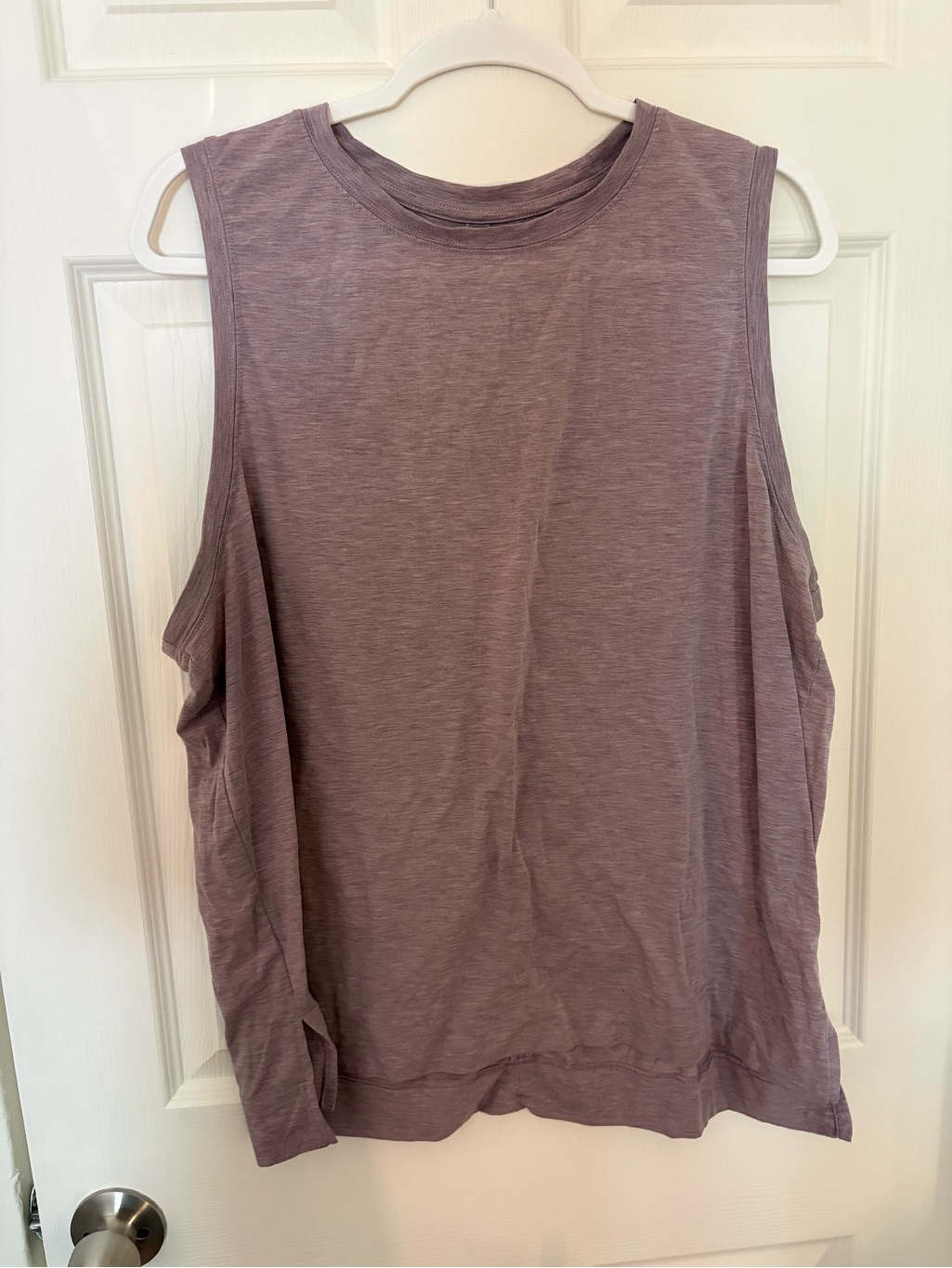 Sleeveless Crewneck Tank Top In Mauve - Women